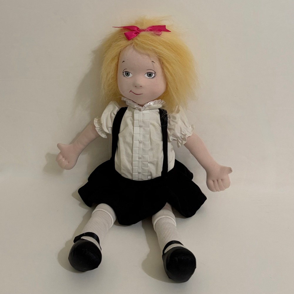 MADAME ALEXANDER Eloise Doll 2010 Cloth Plush Blonde Pink Bow Black White